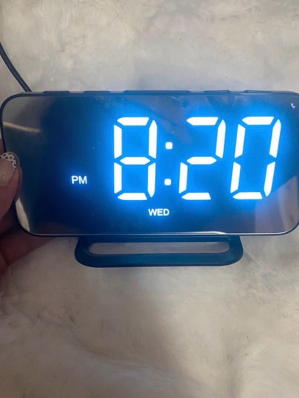 Alarm clock - Picture 3 of 7